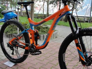 Giant REIGN 27.5 1.5 LTD complete enduro bike